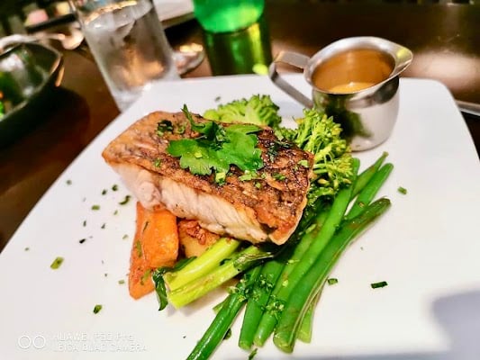 seafood restaurant